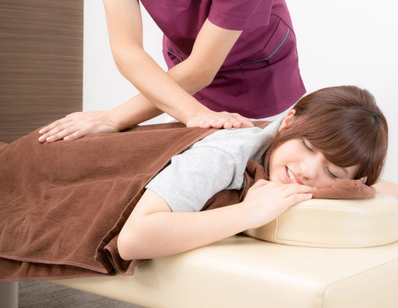 高雄情慾按摩服務 – 專業到府男按摩師與仕女按摩
